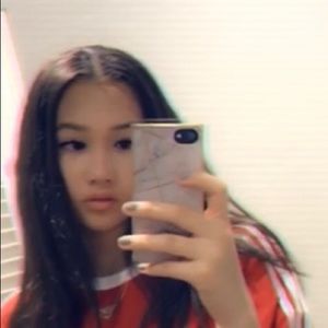 Meet your Posher, Sanira